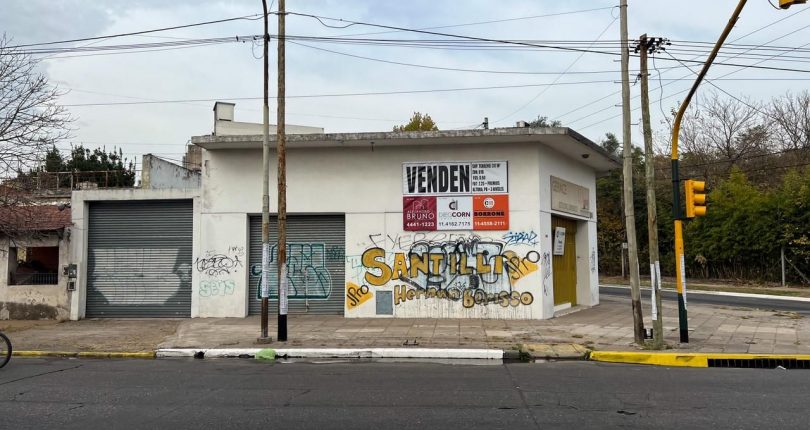 LOCALES EN ESQUINA DE 178 M2 CUBIERTOS EN VENTA EN RAMOS MEJIA-IDEAL PROYECTO INMOBILIARIO