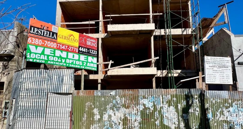 EN CONSTRUCCION – DEPARTAMENTO DE 2 AMBIENTES EN VENTA CON BALCON – ENTREGA JUNIO 2026