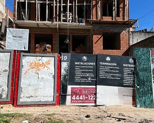 EN CONSTRUCCION – DEPARTAMENTO DE 2 AMBIENTES EN VENTA EN SAN JUSTO CON BALCON –
